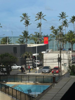 Lindo Studio Quarto e Sal com Vista para o Mar para Praia de Jatiuca com Wifi e Garagem